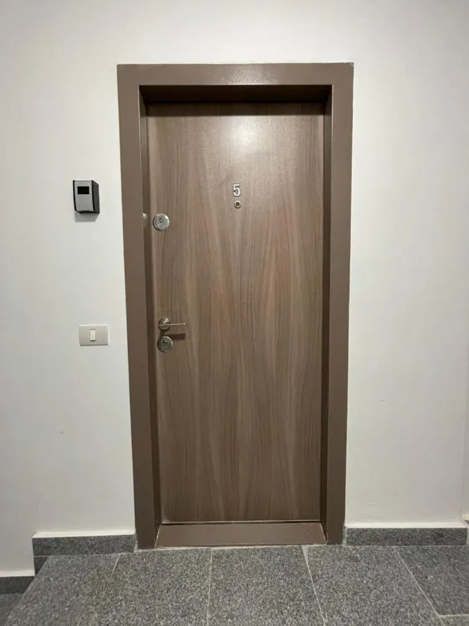 '