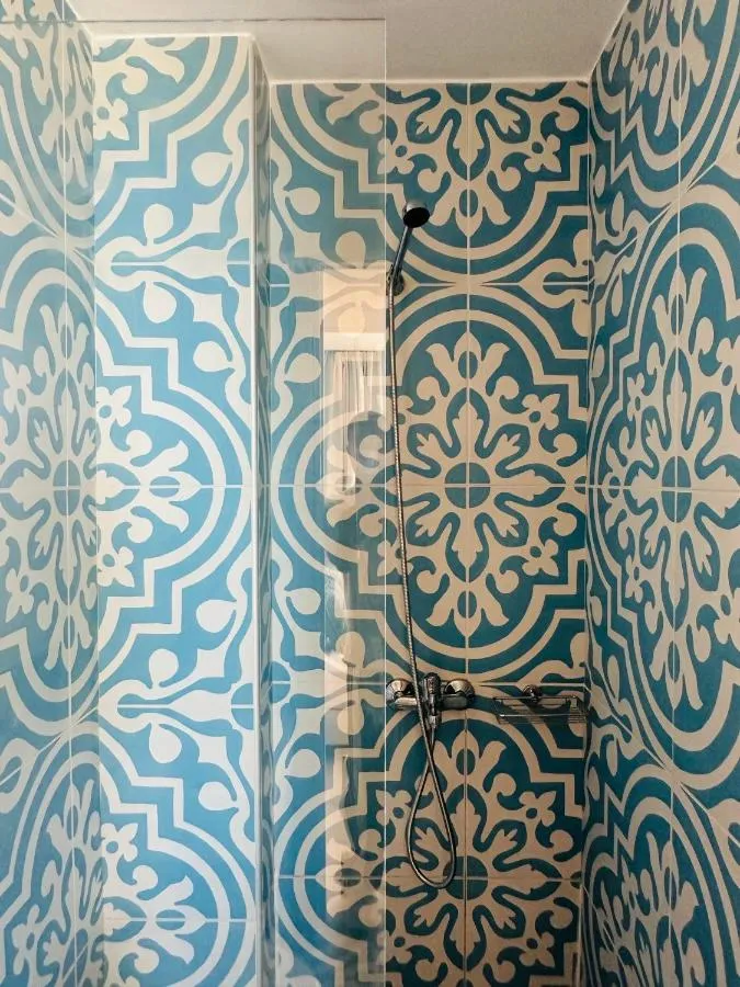 '