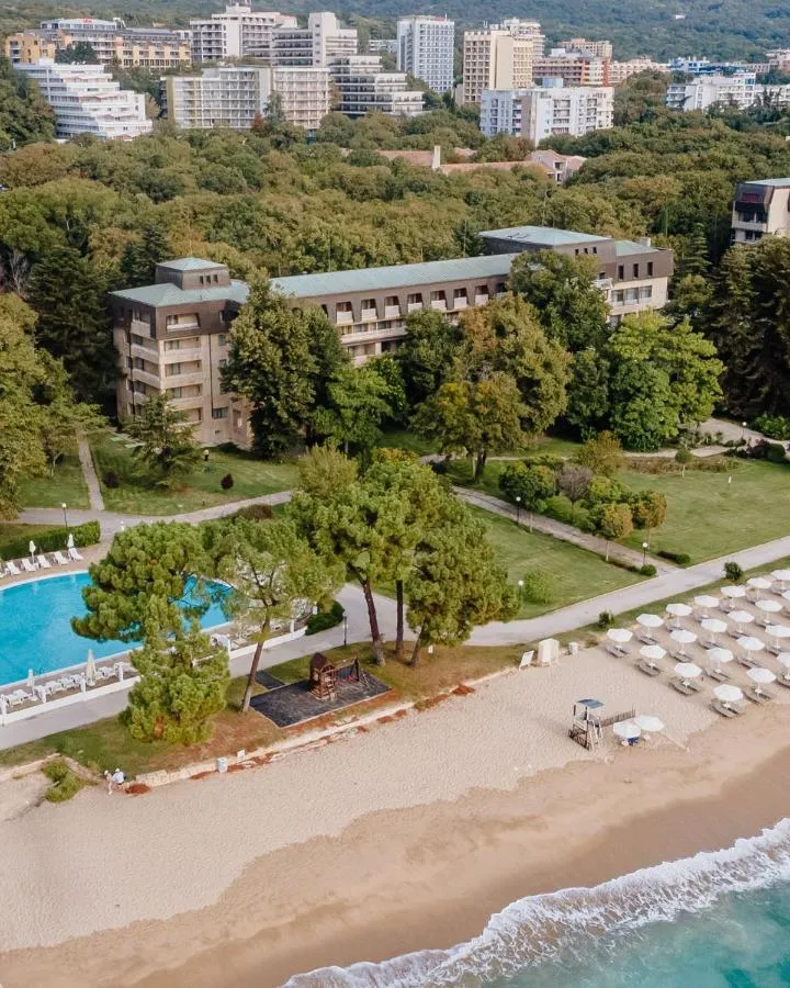 Hvd Hotel Lotos Riviera Holiday Club