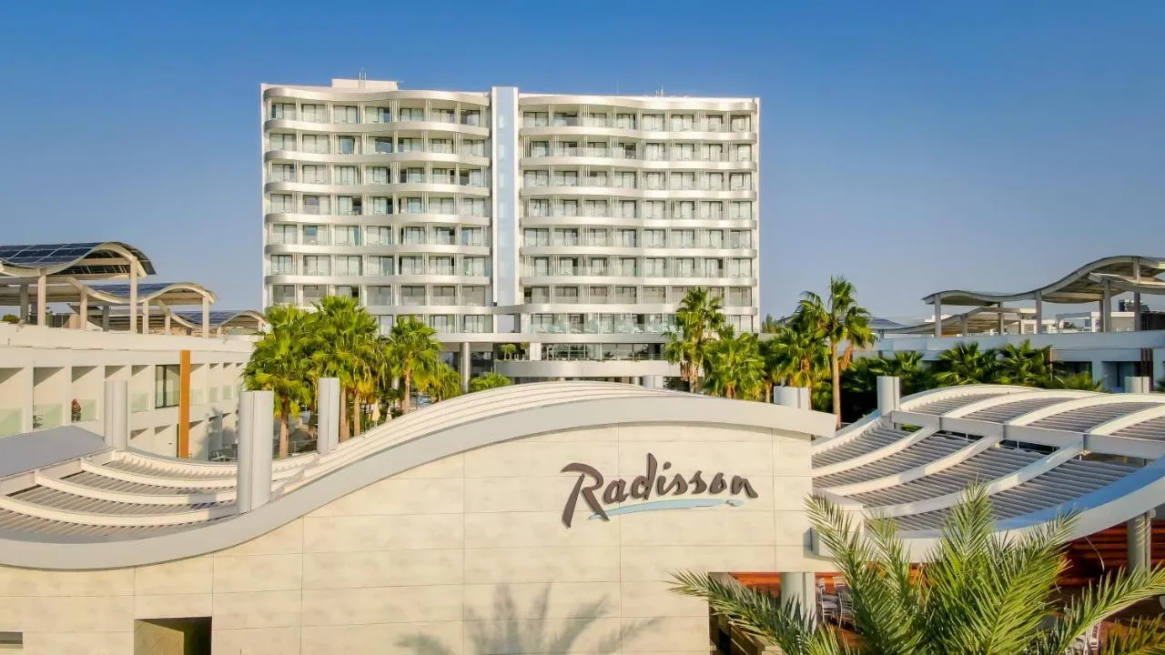 Radisson Beach Resort