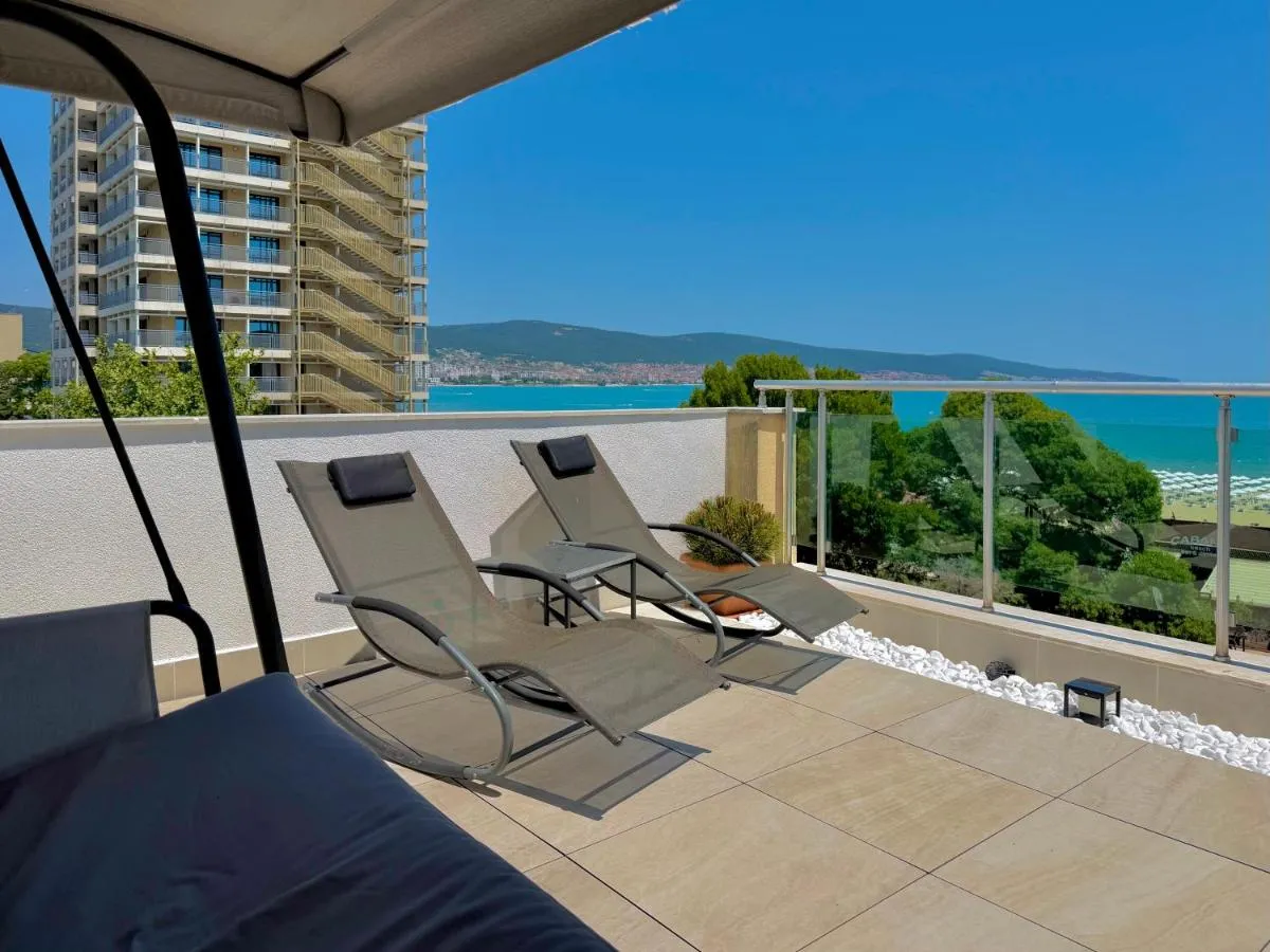 Premium Apartment Midia Beach
