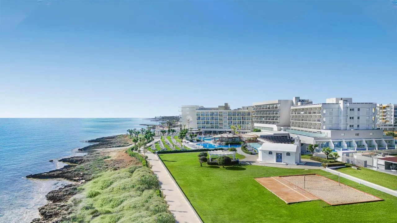 Pernera Beach Hotel
