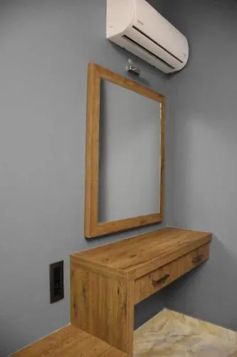 '