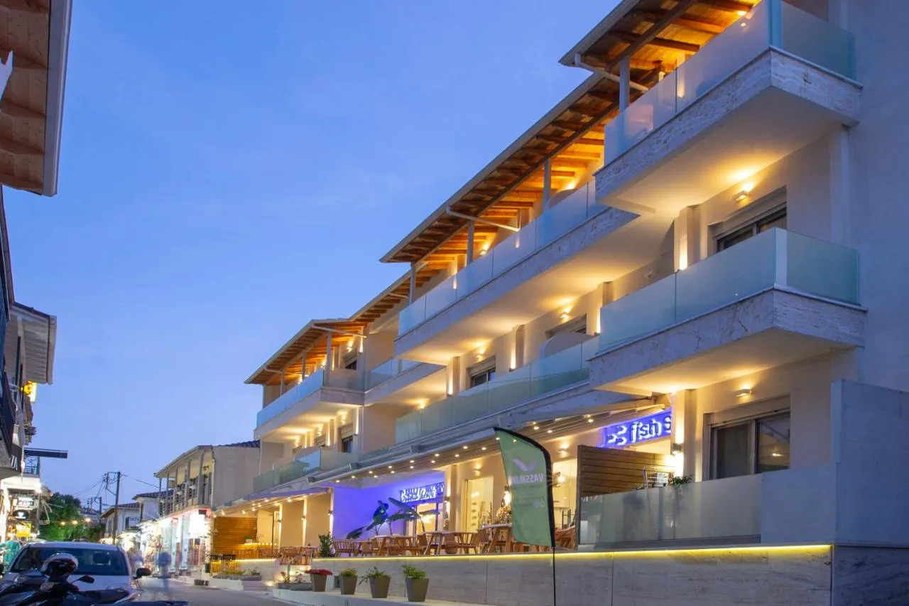 Grand Theoni Hotel Suites Spa