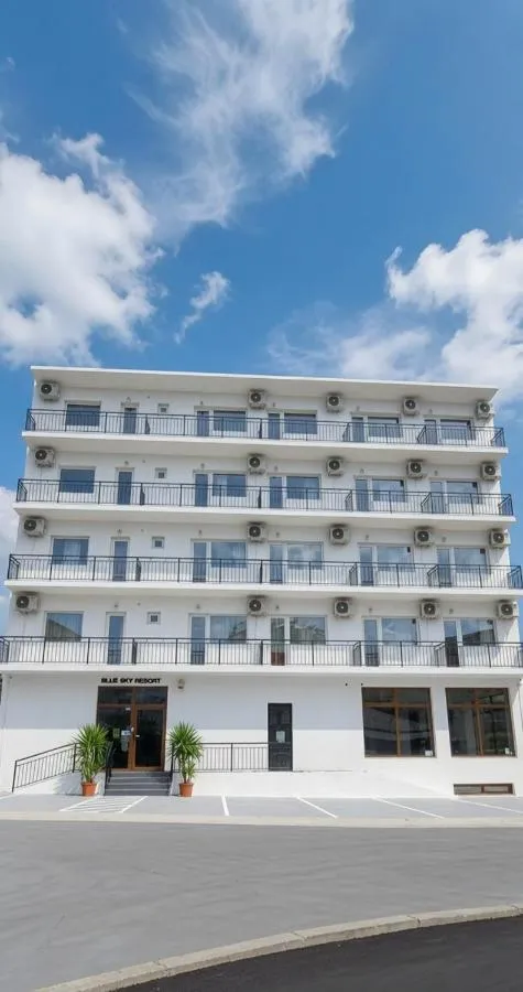 Blue Sky Resort
