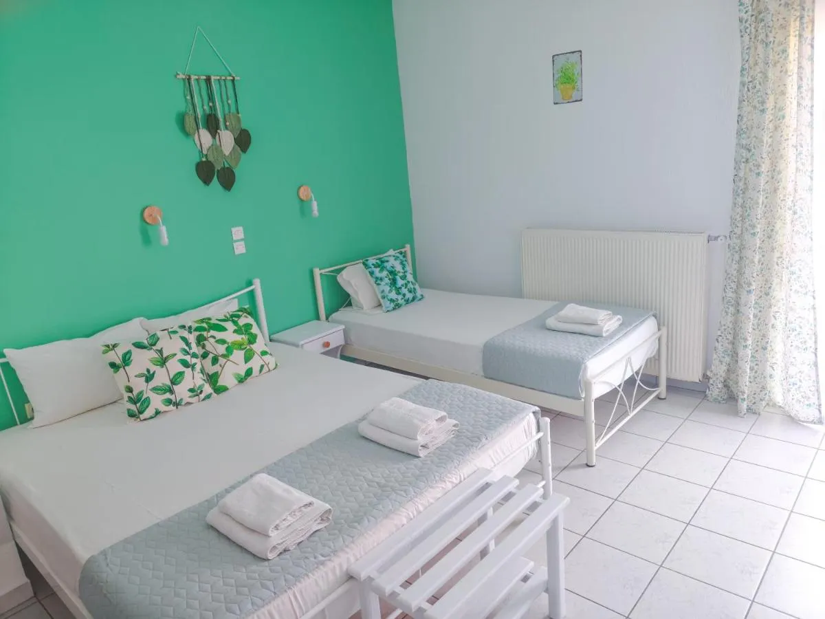 Ellinas Hotel