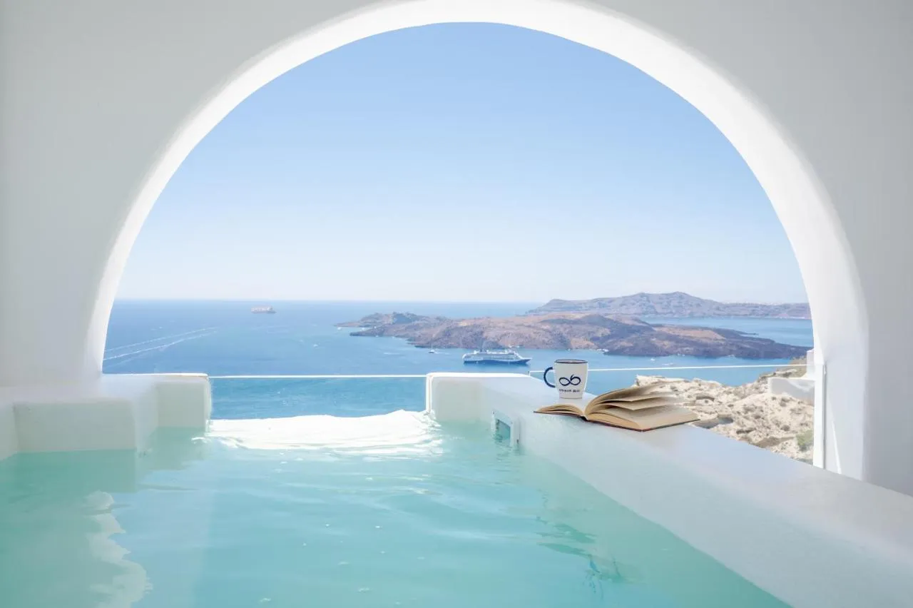 Apeiron Blue Santorini