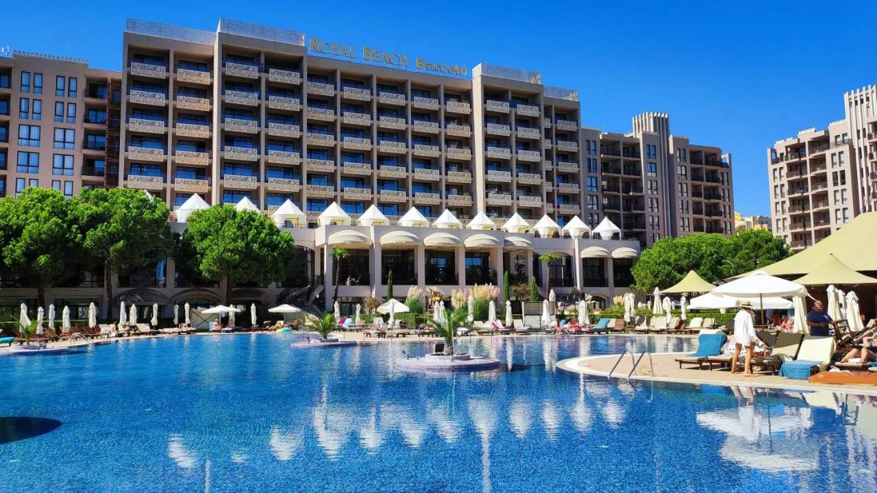Apartment In Hotel Royal Beach 5 Pool View