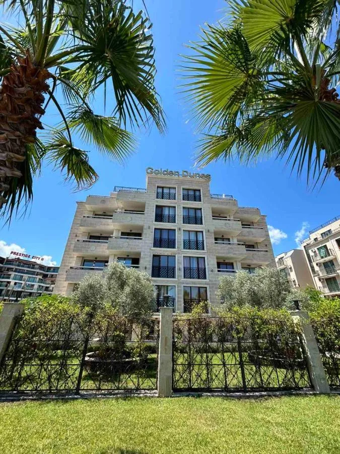 Golden Dunes Primorsko Apartments