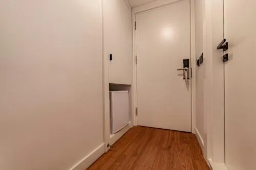 '
