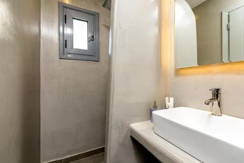 '