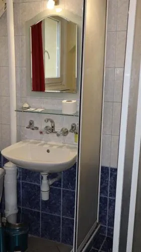 '