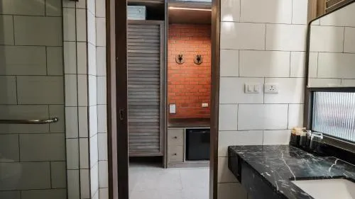 '