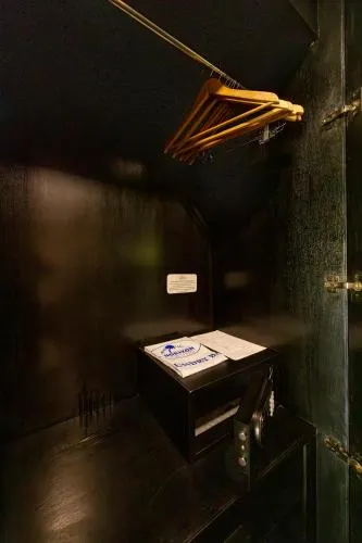 '