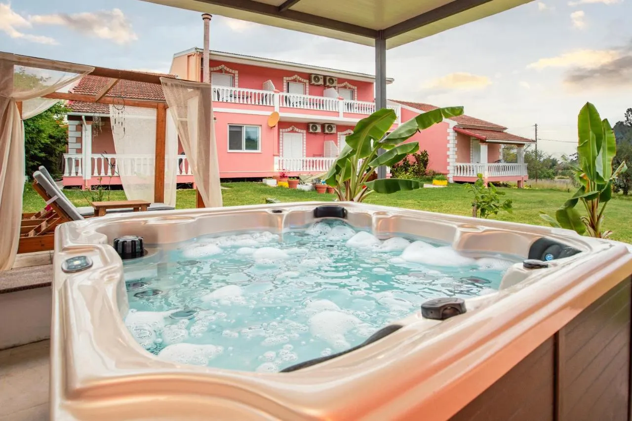 Riposo Studios & Apartments