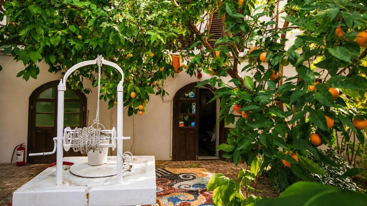 Hadrianus Hotel