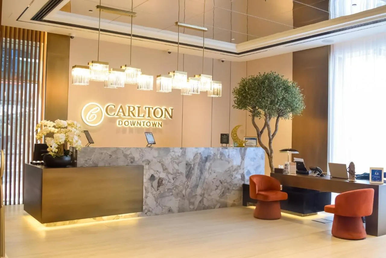Carlton Downtown Hotel