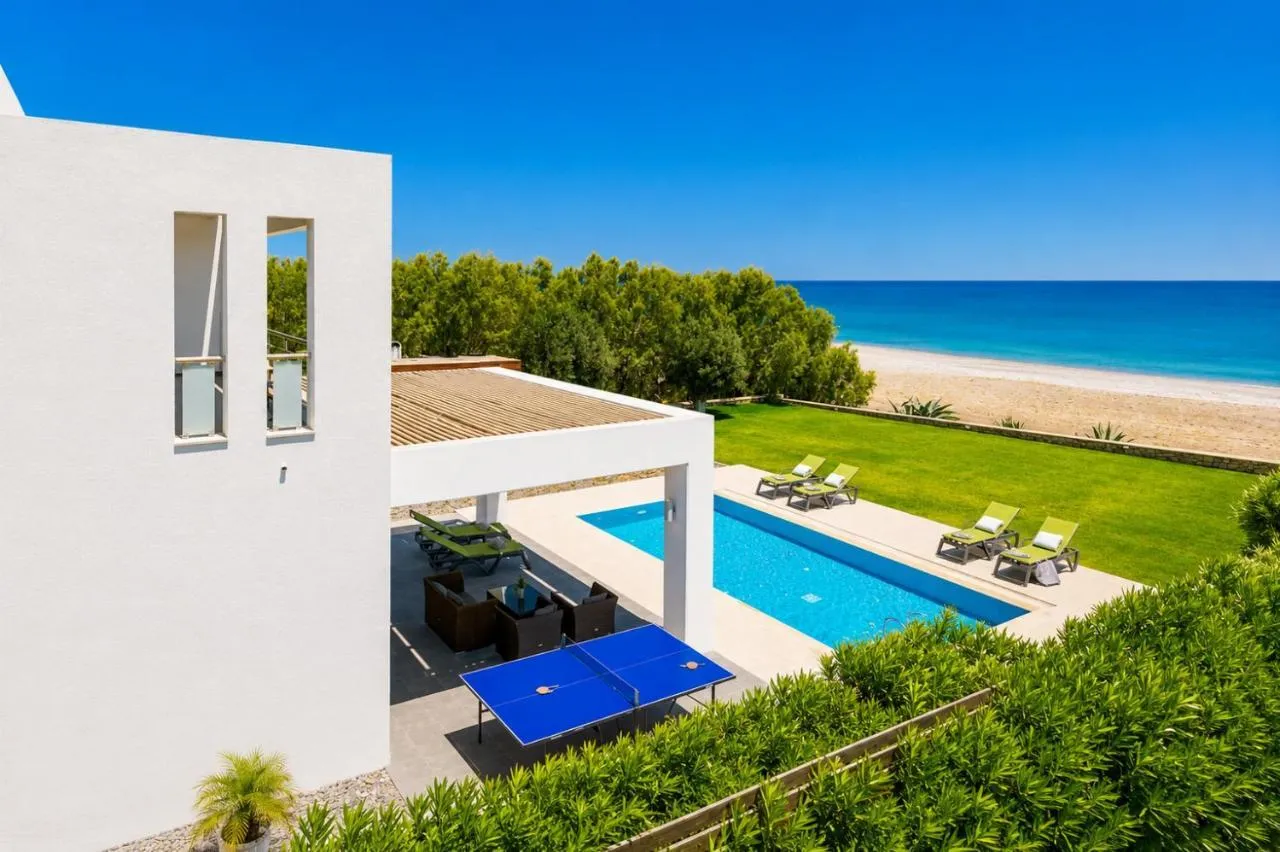 Villa Lahania