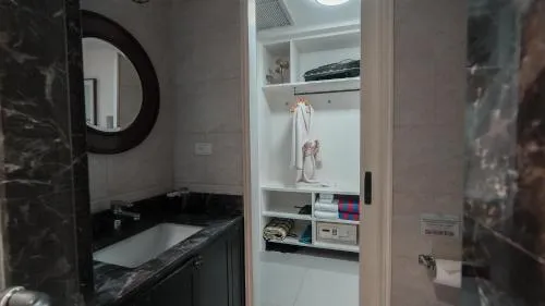 '