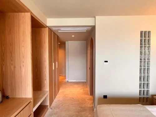 '