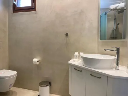 '