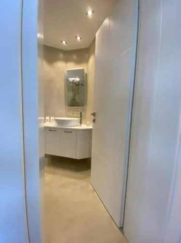 '