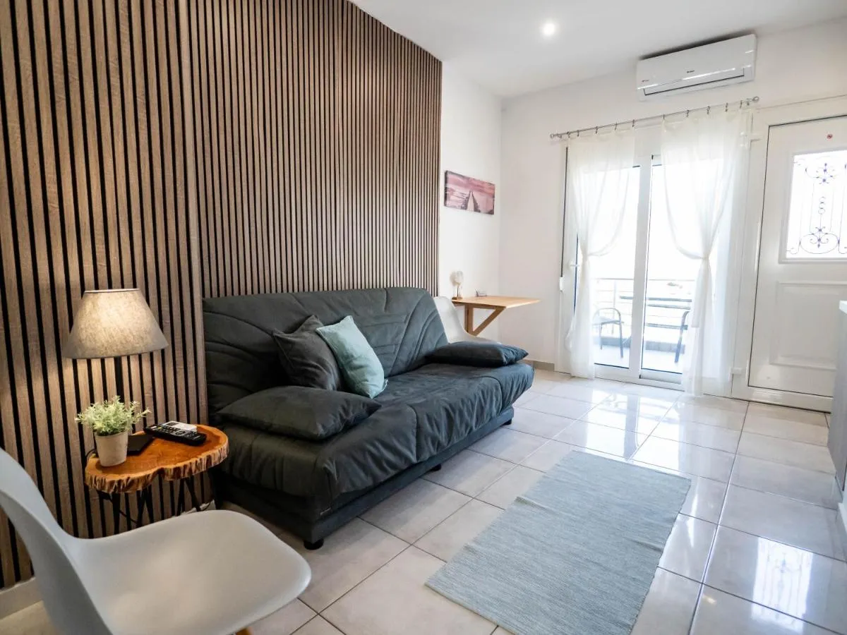 Doukas Apartments