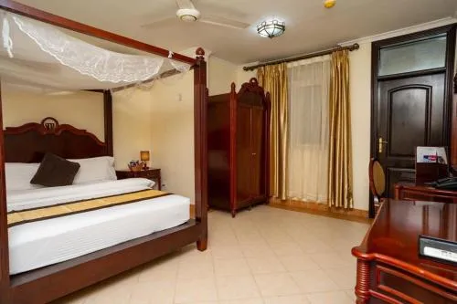 Island Paradise Inn