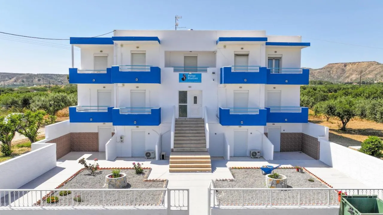 Pittas Studios & Apartments