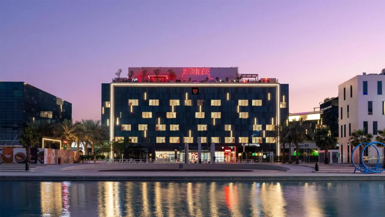 Radisson Red Dubai Silicon Oasis