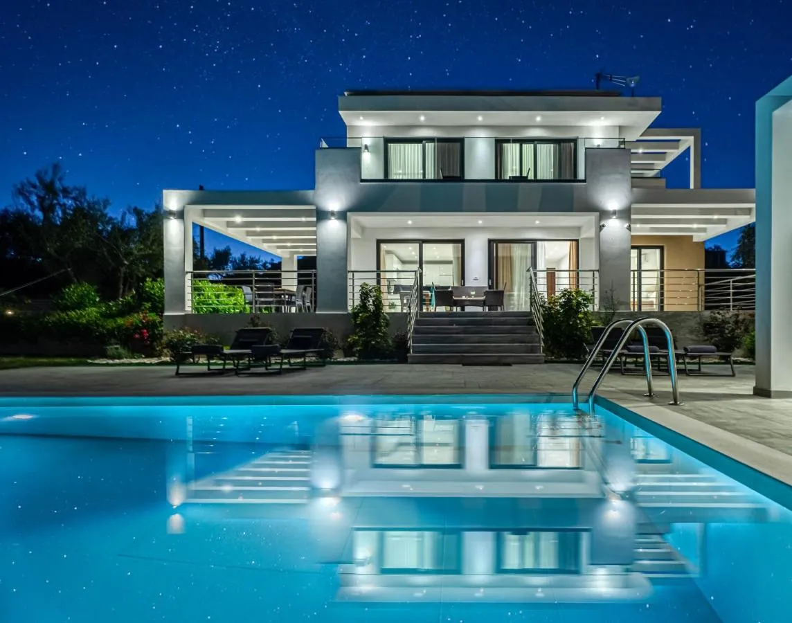 Johnny's White Luxury Villa