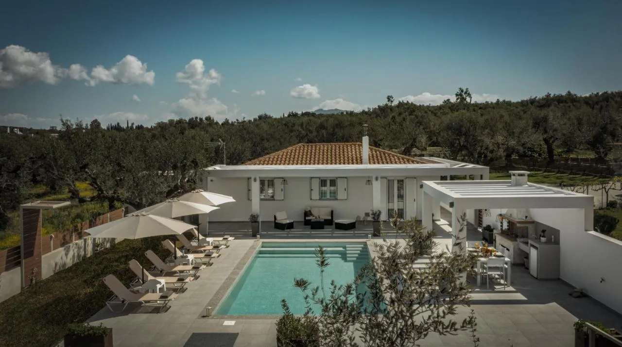 Deifilia Villa