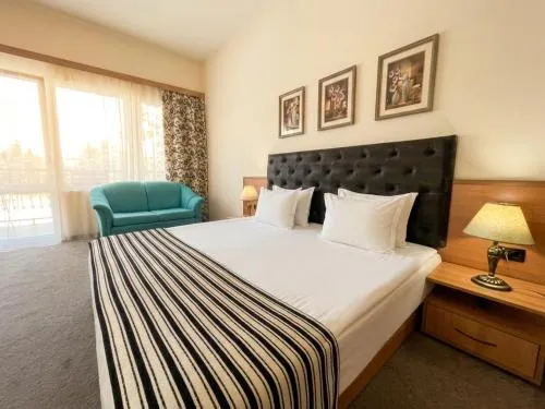 Hotel Lotus