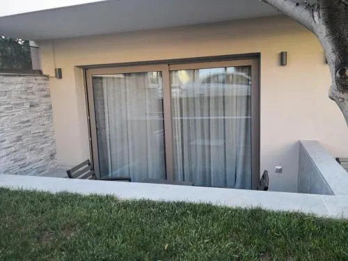 '