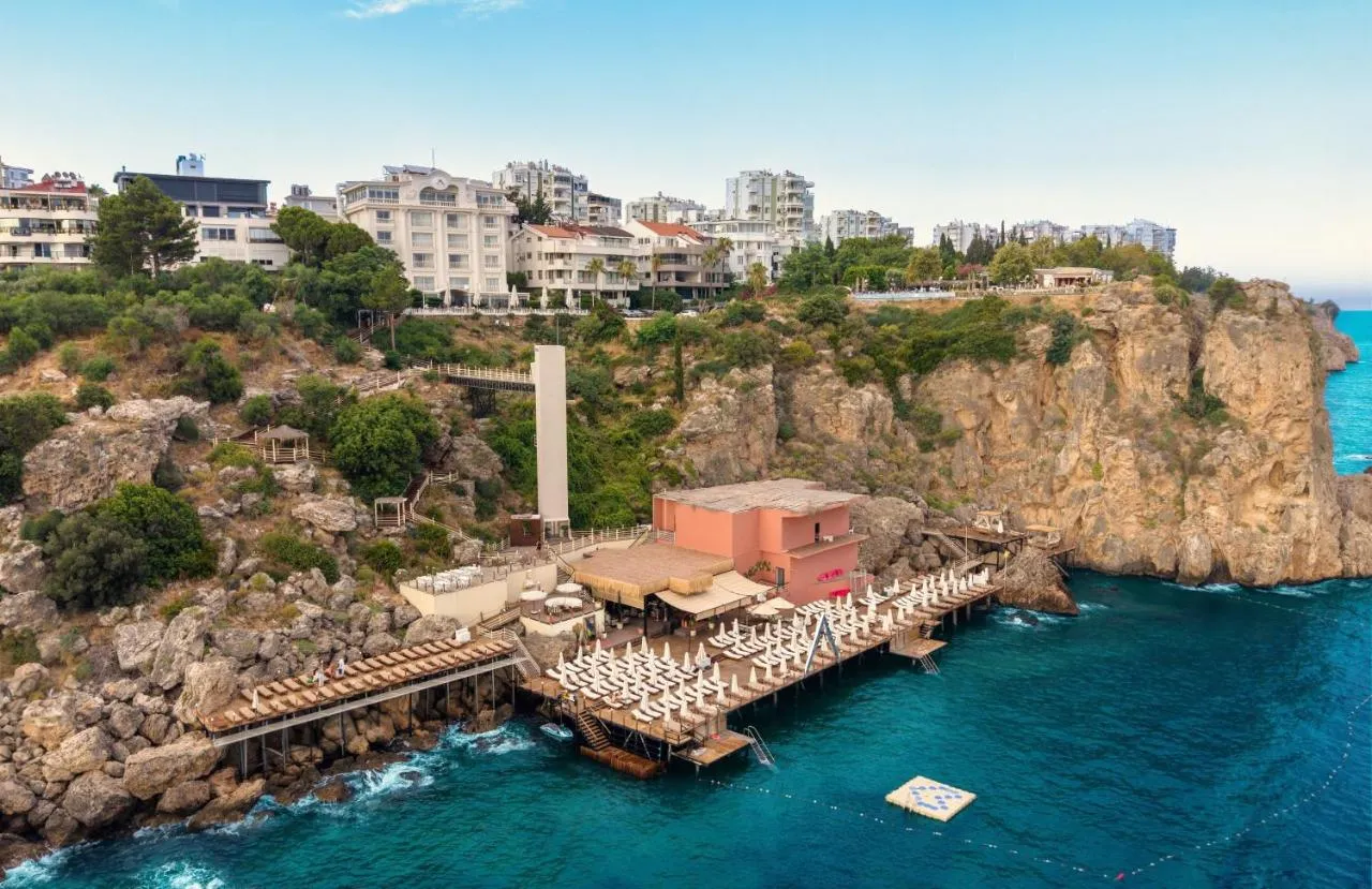 La Boutique Hotel & Suite